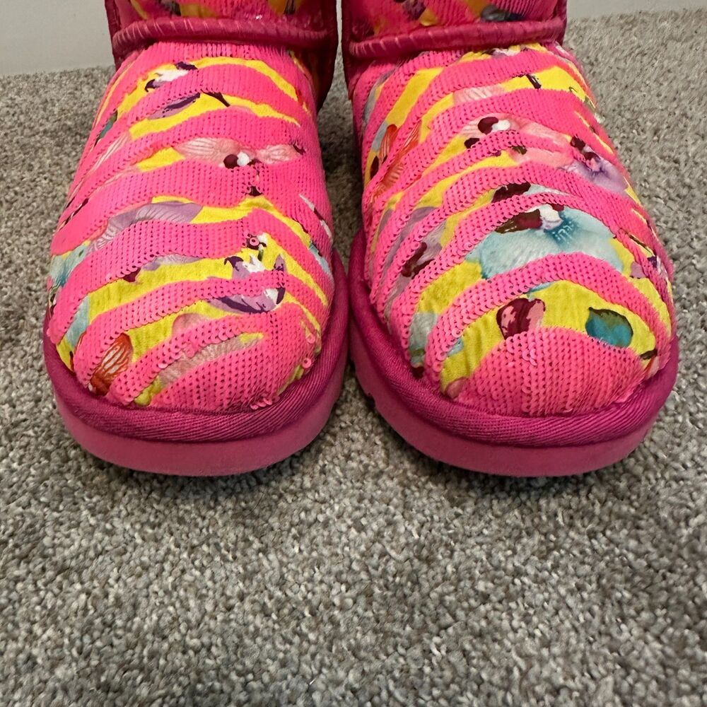 UGG Classic Mini Tiger Flower Sequin Pink Boots 1124951 Women's 8 - Picture 12 of 13
